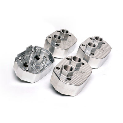 Komponen berputar aluminium yang diolah Anodized Finish Aplikasi otomotif Bagian berputar CNC