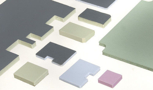 Fleksibel Soft Thermal Pad Thermal Conductive Silicone Pad ISO