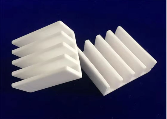 Disesuaikan Silicon Karbida Panas Sink permukaan halus Finish ISO9001