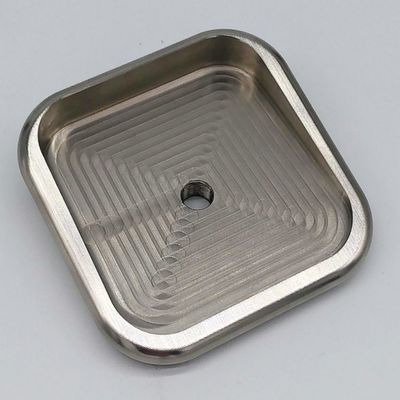 Baja tahan karat 1.4301 / 304 CNC Milling Bagian 88.5x27.8x88.5 untuk Precision Machining