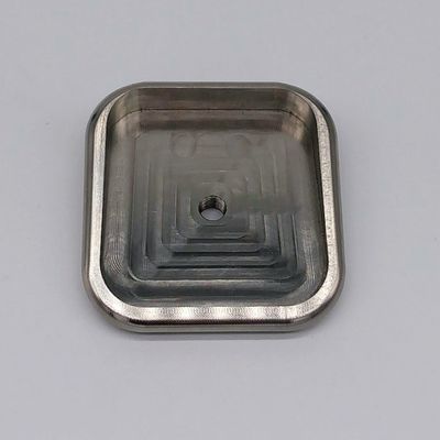 Baja tahan karat 1.4301 / 304 CNC Milling Bagian 88.5x27.8x88.5 untuk Precision Machining