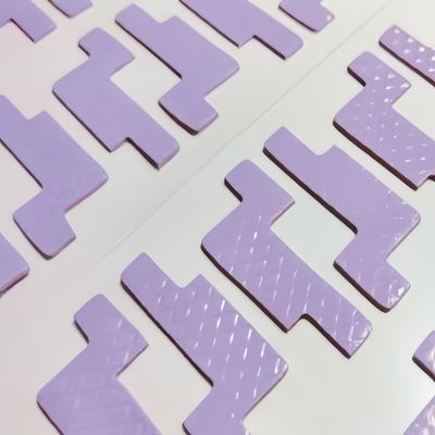 Resistivitas Volume Tinggi Pad Termal CPU Khusus dengan Pilihan Densitas 3.0±0.5 G/cm3